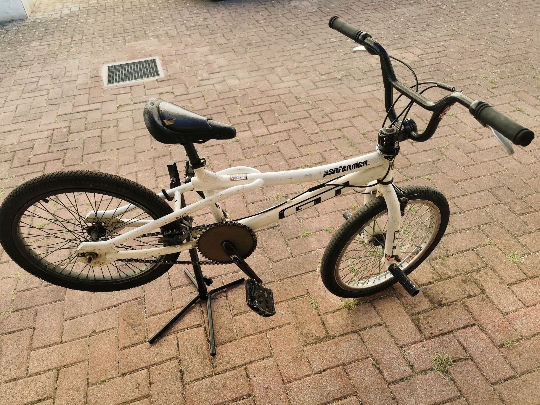 Vendo bicicleta BMX Freestyle GT