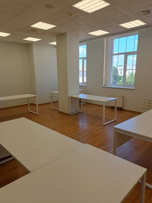 Офіс в сучасному БЦ, м.Контрактова Площа