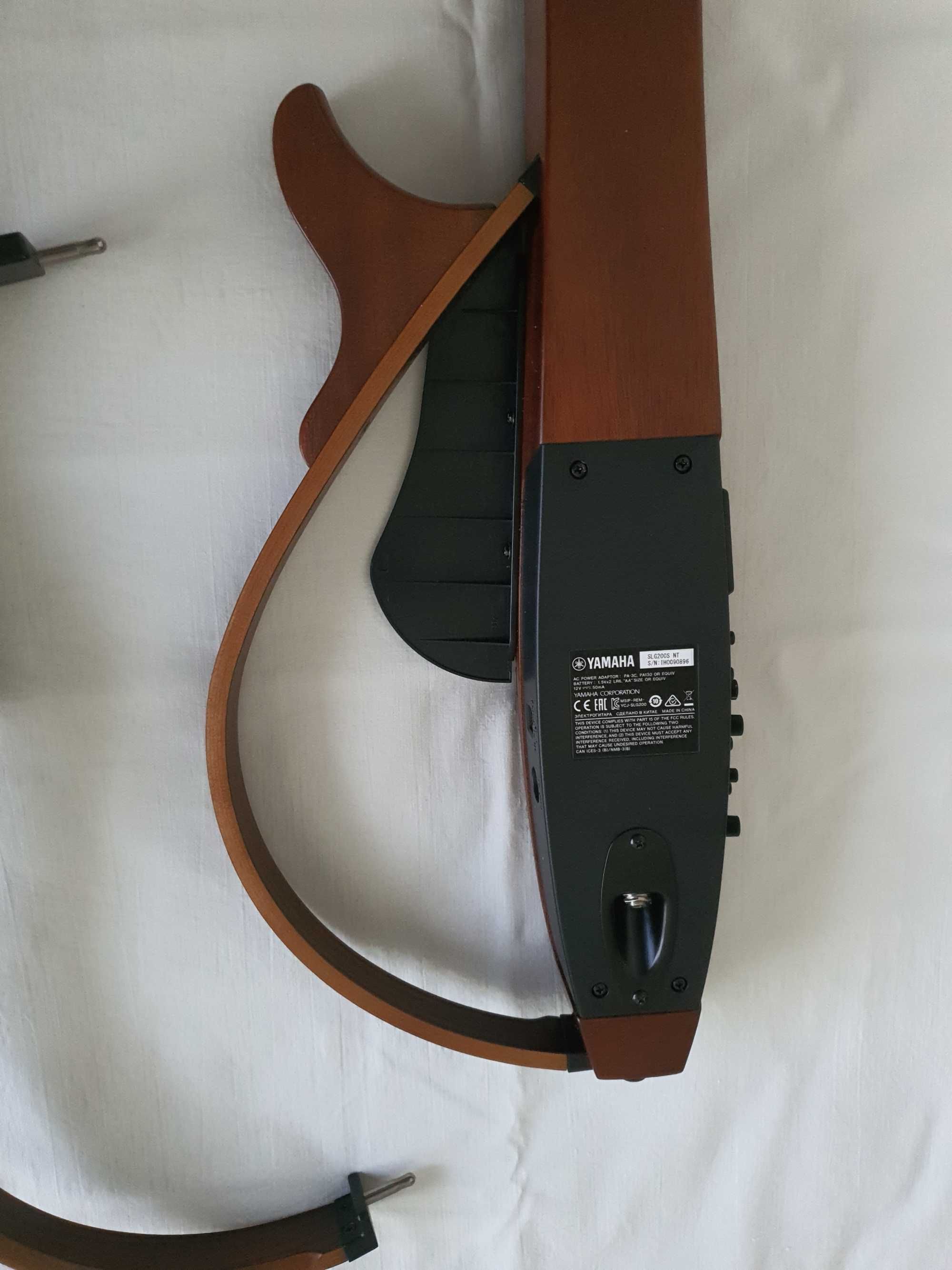 Silent гітара YAMAHA SLG200S (Natural)