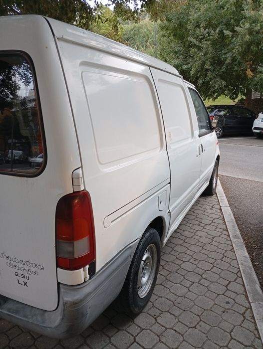 Vendo Nisan vanet preveniente de retoma