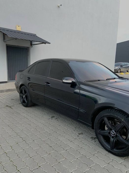 Продам Mercedes w211