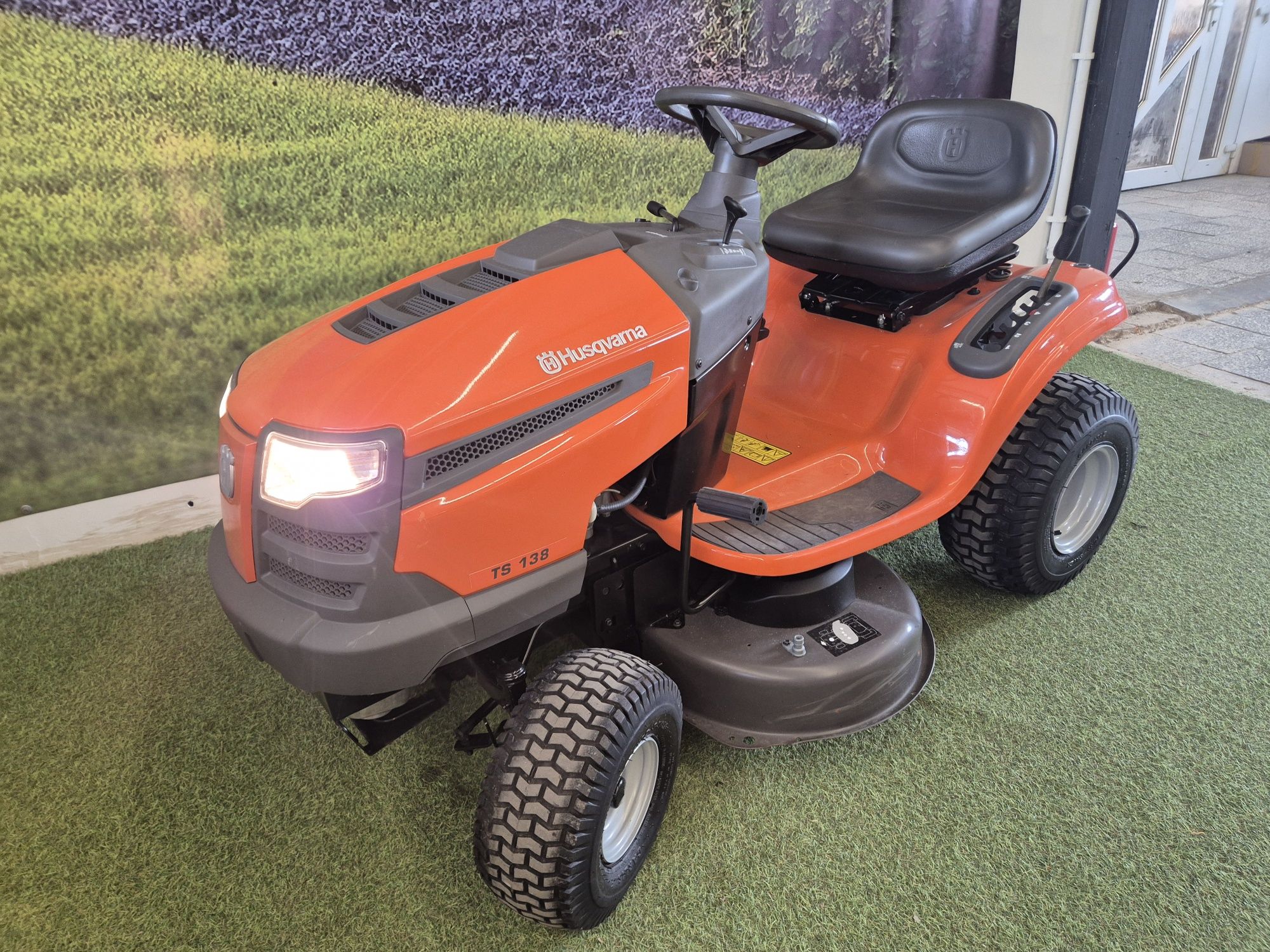 Traktorek kosiarka Husqvarna Briggs pompa oleju automat jak nowy