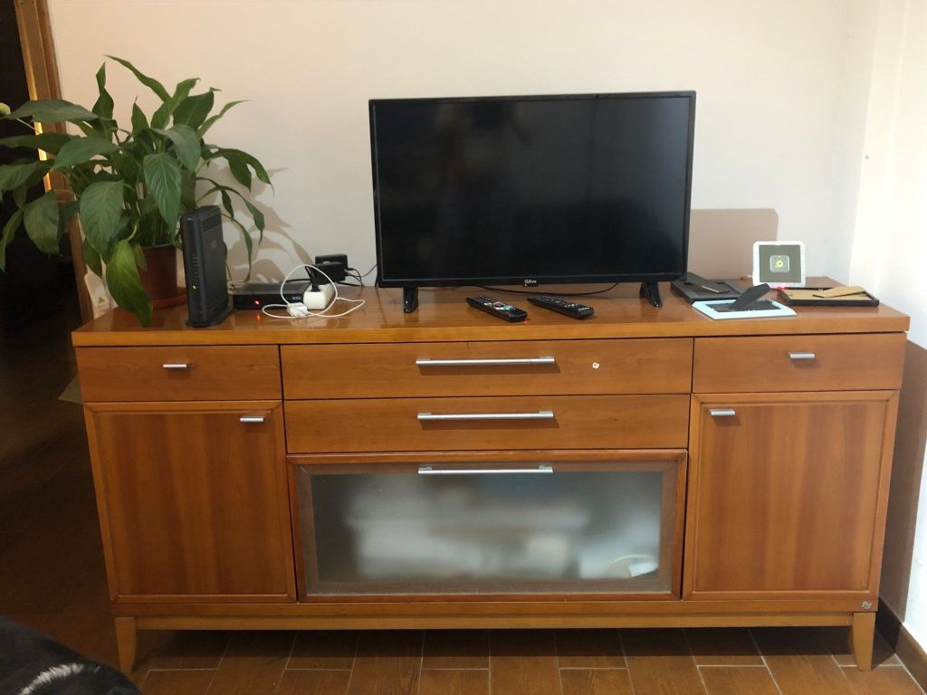 Vende-se aparador