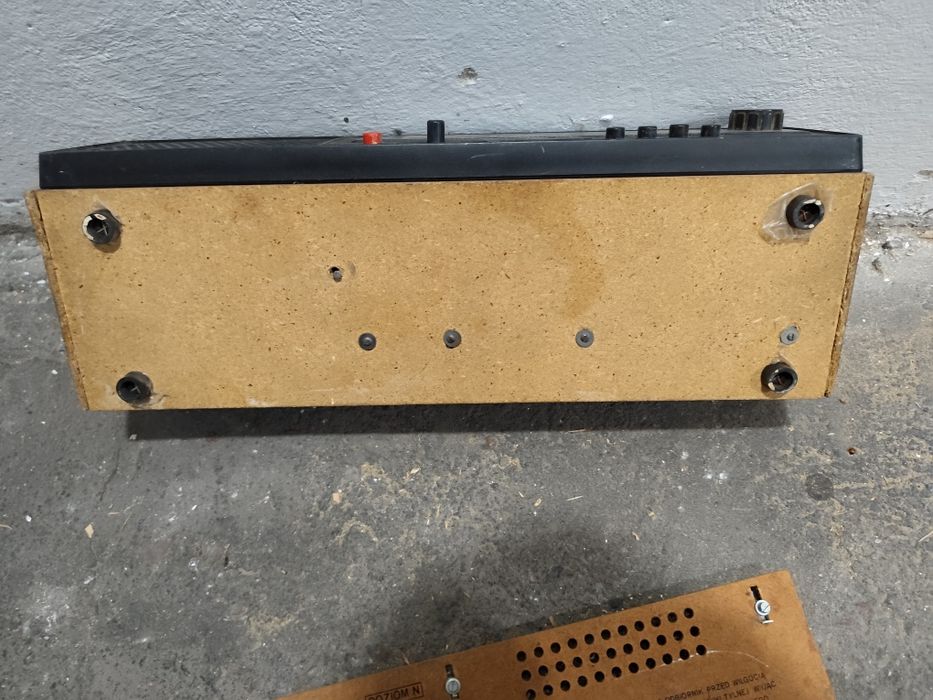 Radio Unitra Narew Wsi Odnowa PRL Uszkodzone do naprawy lub na części