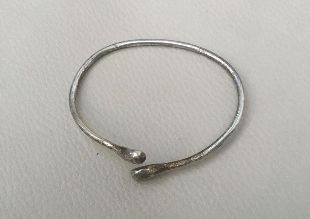 Srebrna bransoletka, bangla