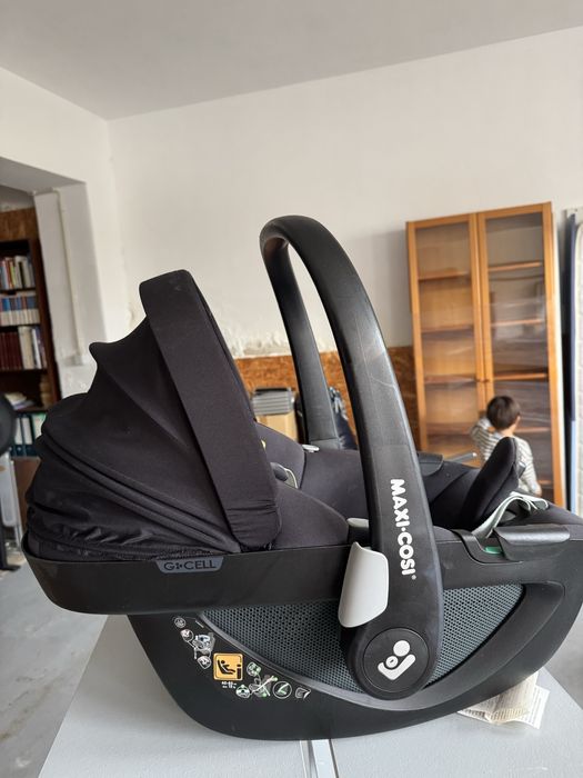 Isofix Maxi Cosy familyfix 360 + Ovo