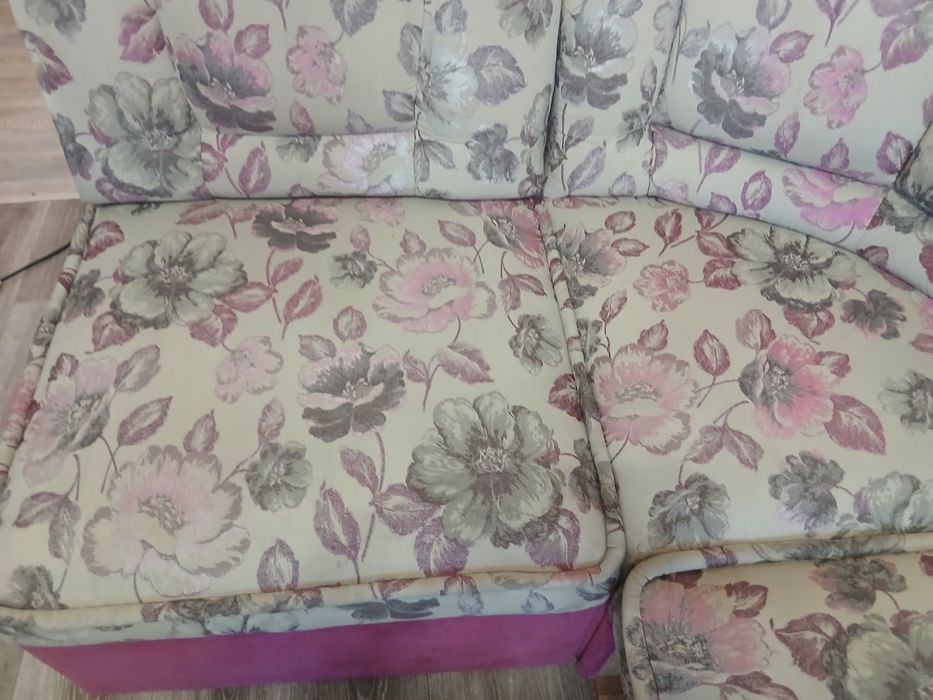 Чистка зовнішніх та внутрішніх поверхонь, мийка фасаду