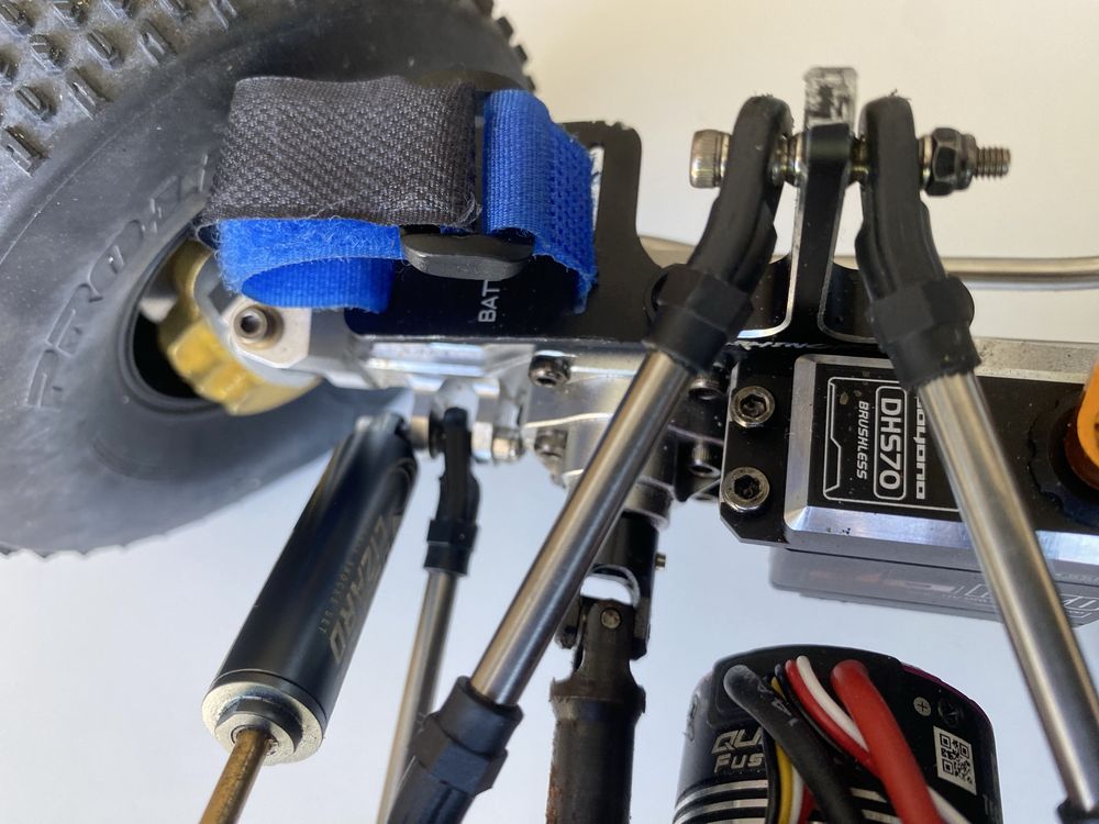 Rock Crawler . Yue one V2 Motor Hobbywing Quicrun