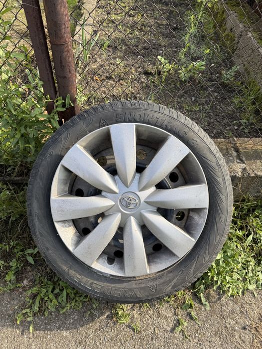 Koła zimowe R16 stalowe – Toyota Avensis T25 D4D + oryginalne kołpaki