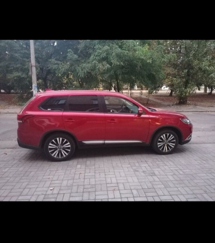 Продам Mitsubishi Outlander 3 2019