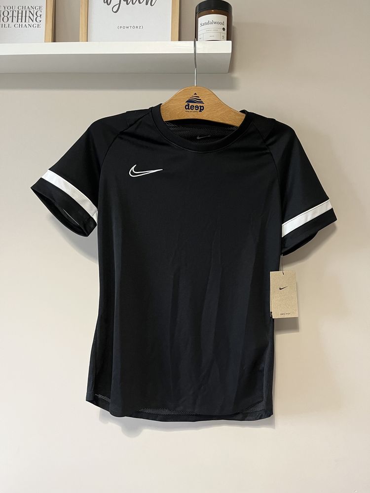Nike koszulka sportowa M