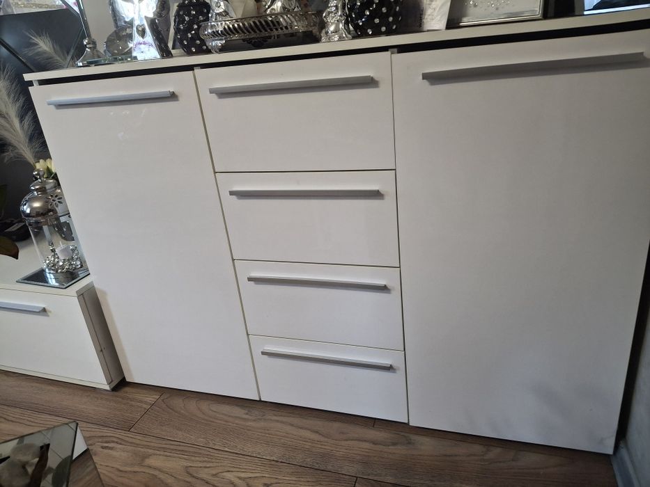 Nowoczesny zestaw mebli 2x komoda 135cm +2x szafka RTV biały połysk sa