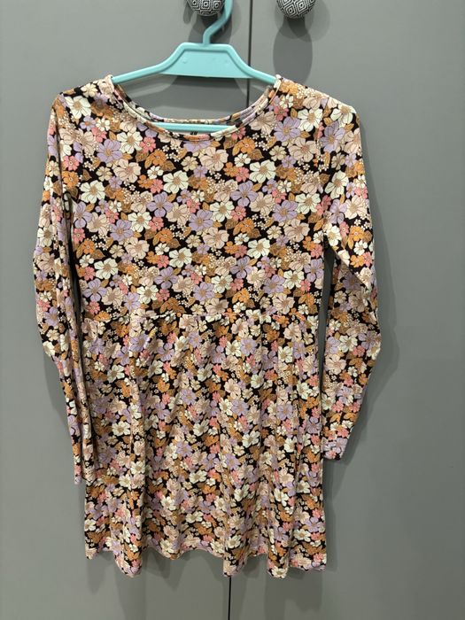 Sukienka H&M 122/128