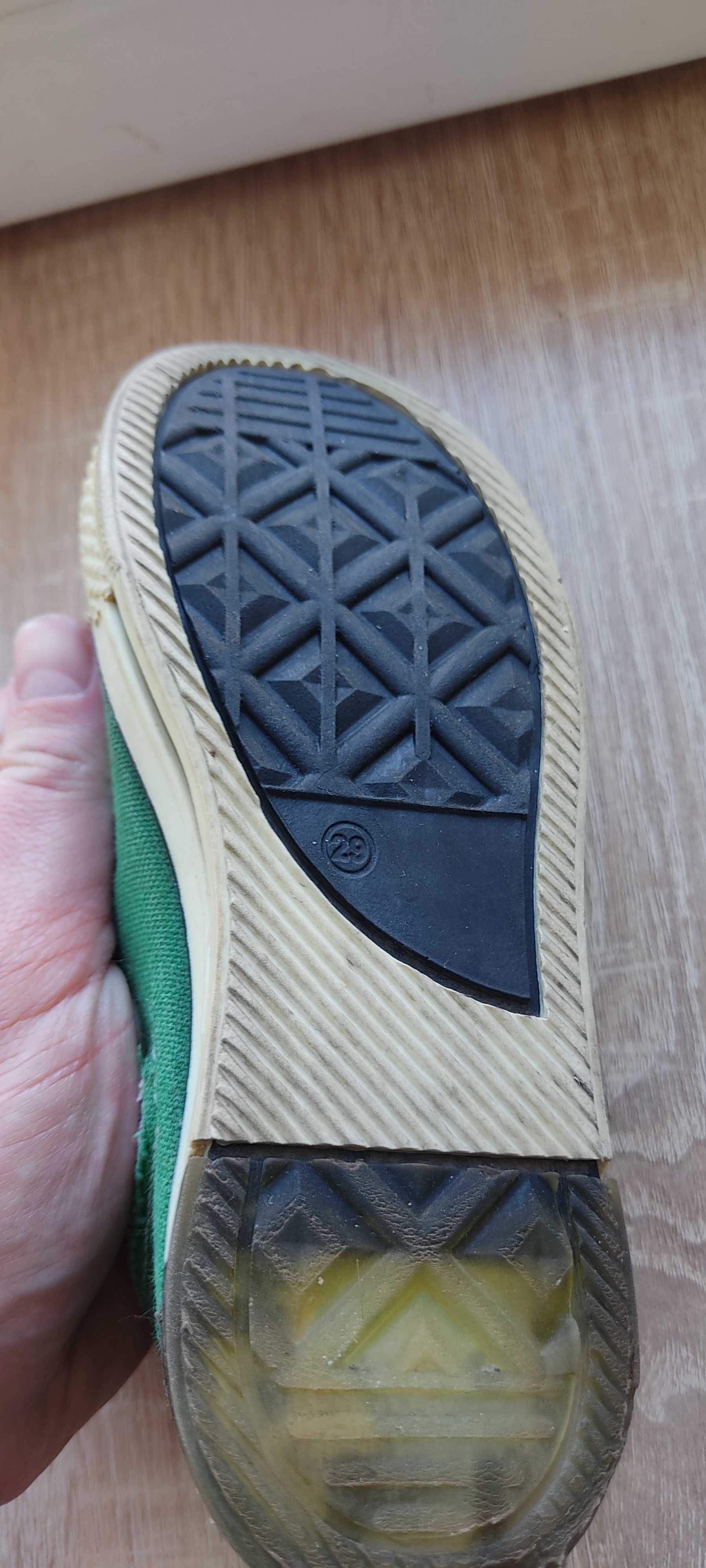 Детские кроссовки Converse 28 размер