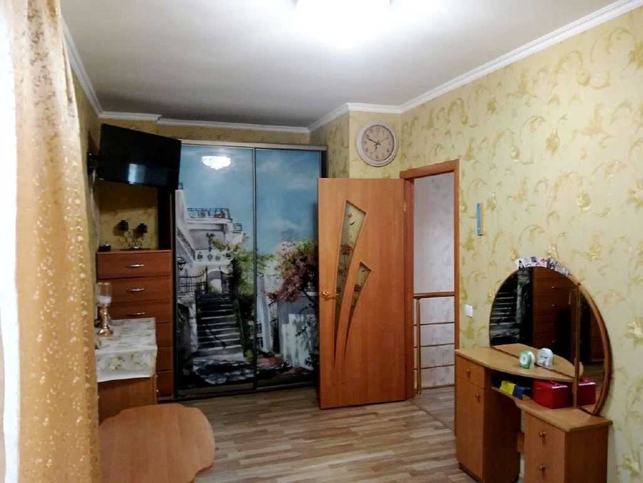 Новый таунхаус с ремонтом и мебелью в Лесках!