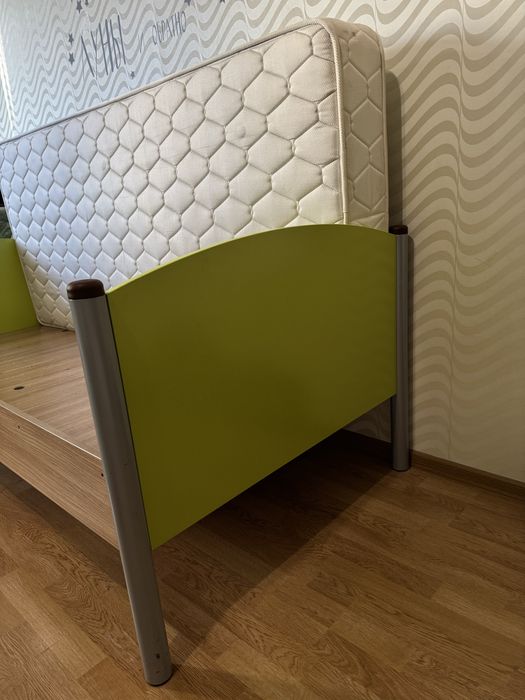 Кровать cilek с матрасом