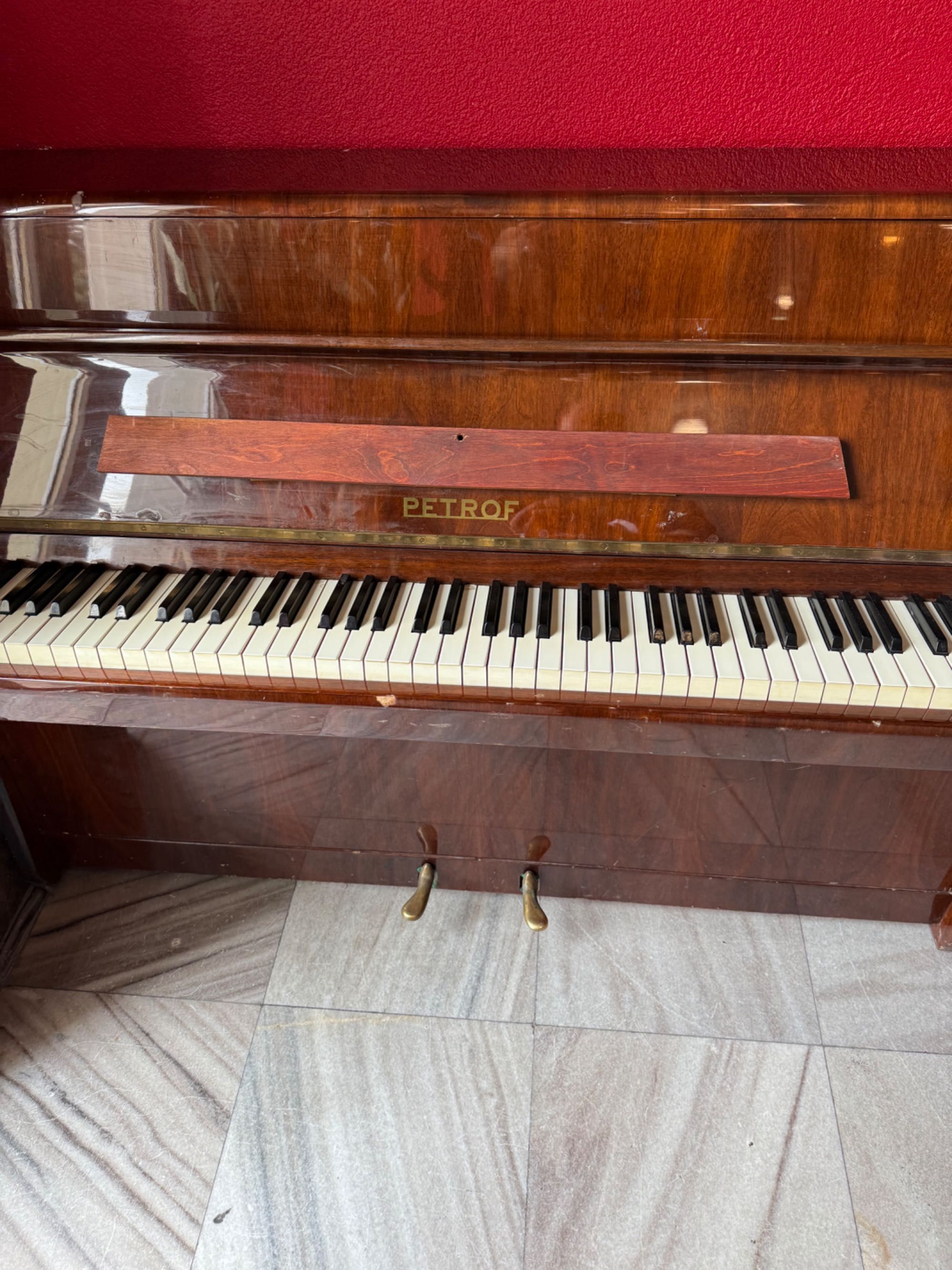 sprzedam używane pianino
