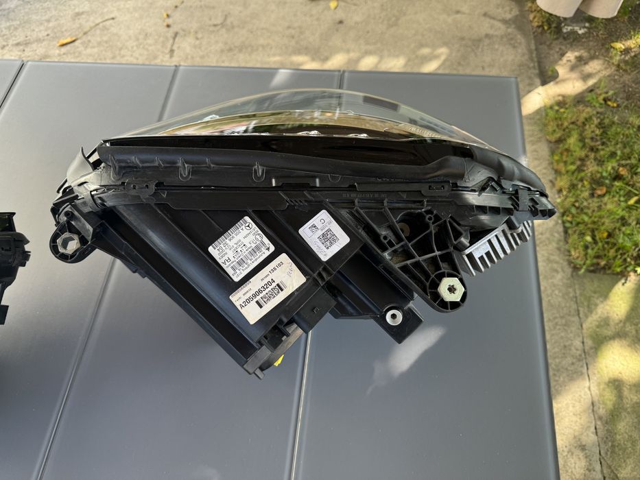 Mercedes C205 FULl LED ILS Lewy Prawy Reflektor Lewa Prawa A205 W205