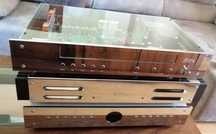 Conjunto Burmester 933 power e pré/amplificador 935 e tuner 993 rondo