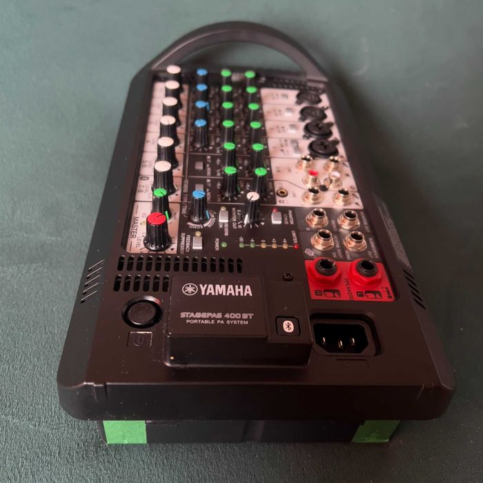 Przenośny system PA Yamaha STAGEPAS 400BT kolumny+mikser+kable