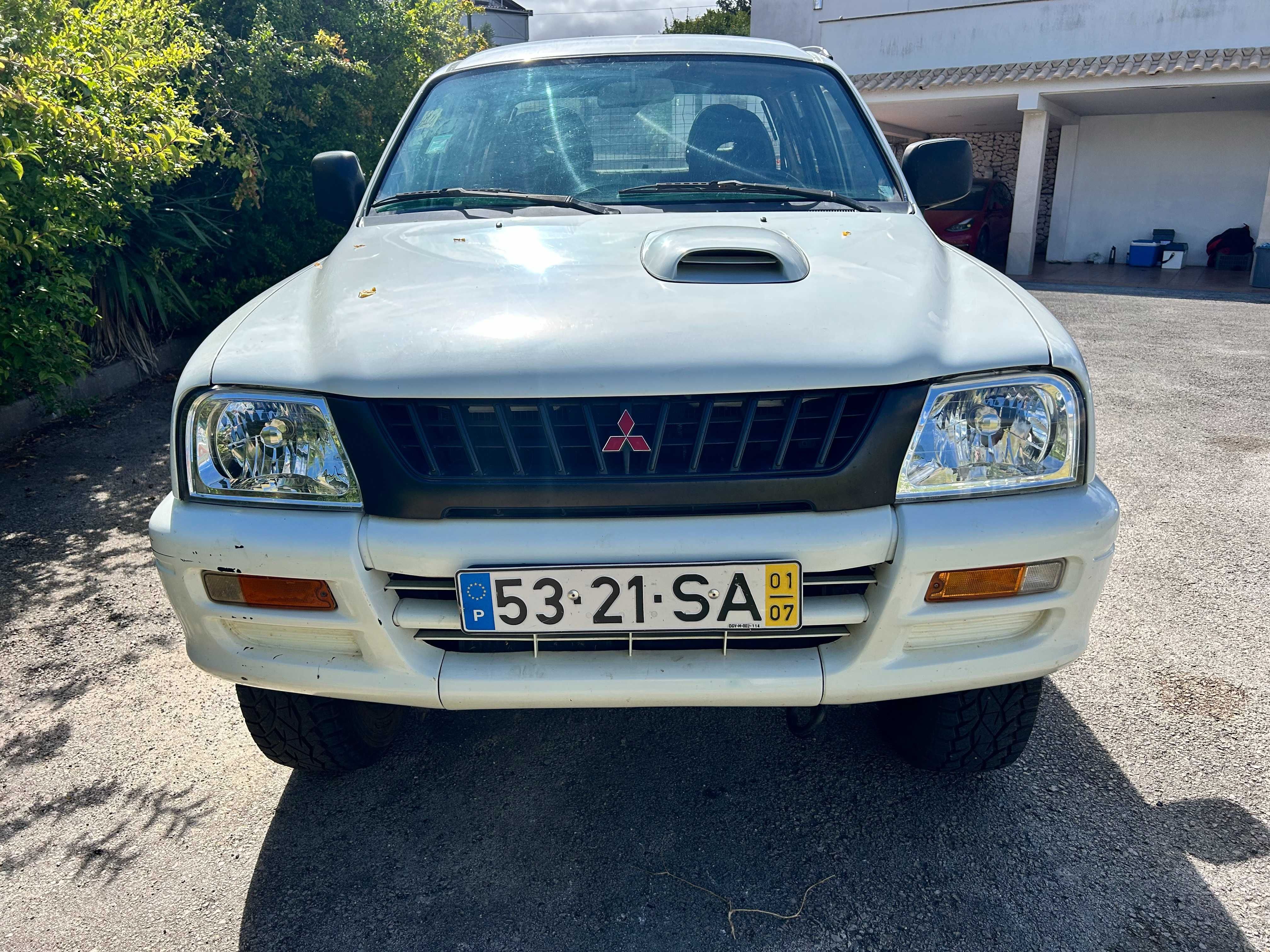 Carrinha Mitsubishi L200 4x4