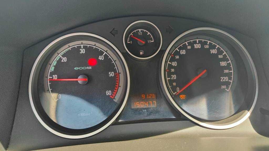 Opel Astra 1.3 CDTI 90cv / 58€ mês