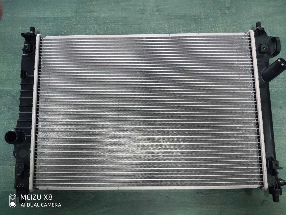 Радиатор охлаждения двигателя Авео Т-250 Т-255,ЗАЗ Vida 95227749-GM -