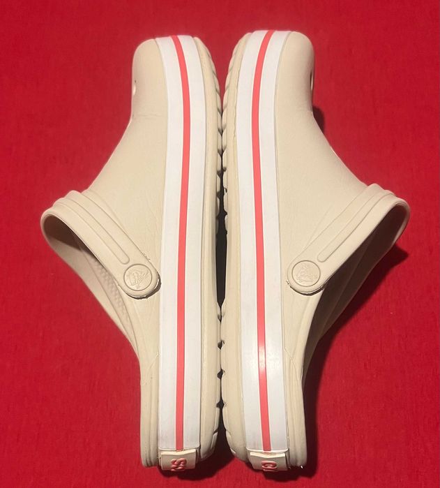 Кроси шльопанці Crocs M6W8 оригінал р.39 25см чудовий стан