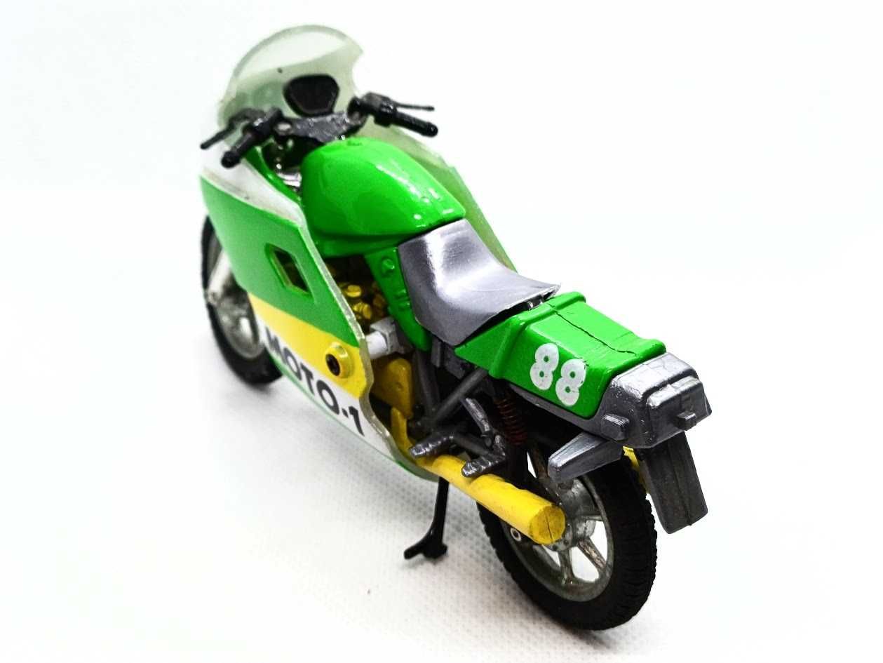 Brinquedo vintage moto Kawasaki Escala 1:18 plástico