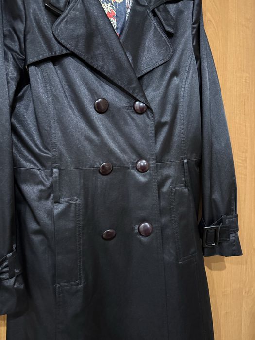 Женский плащ (тренч)