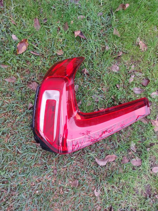 Farolim traz esquerdo xc40 2020