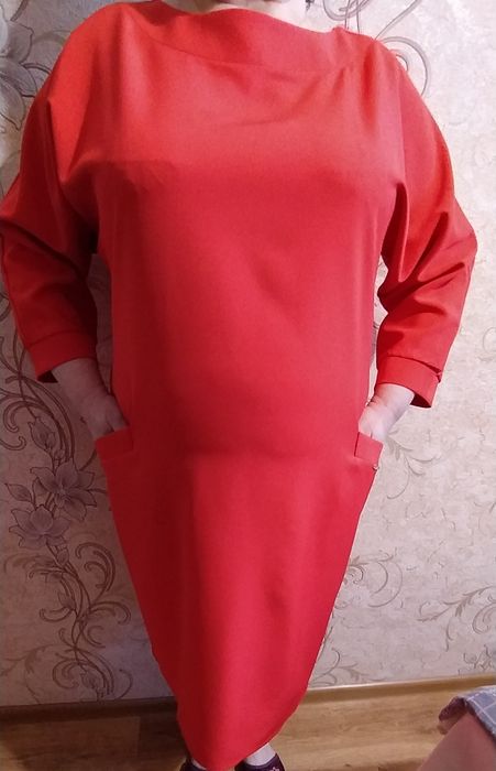 Платье женское ..