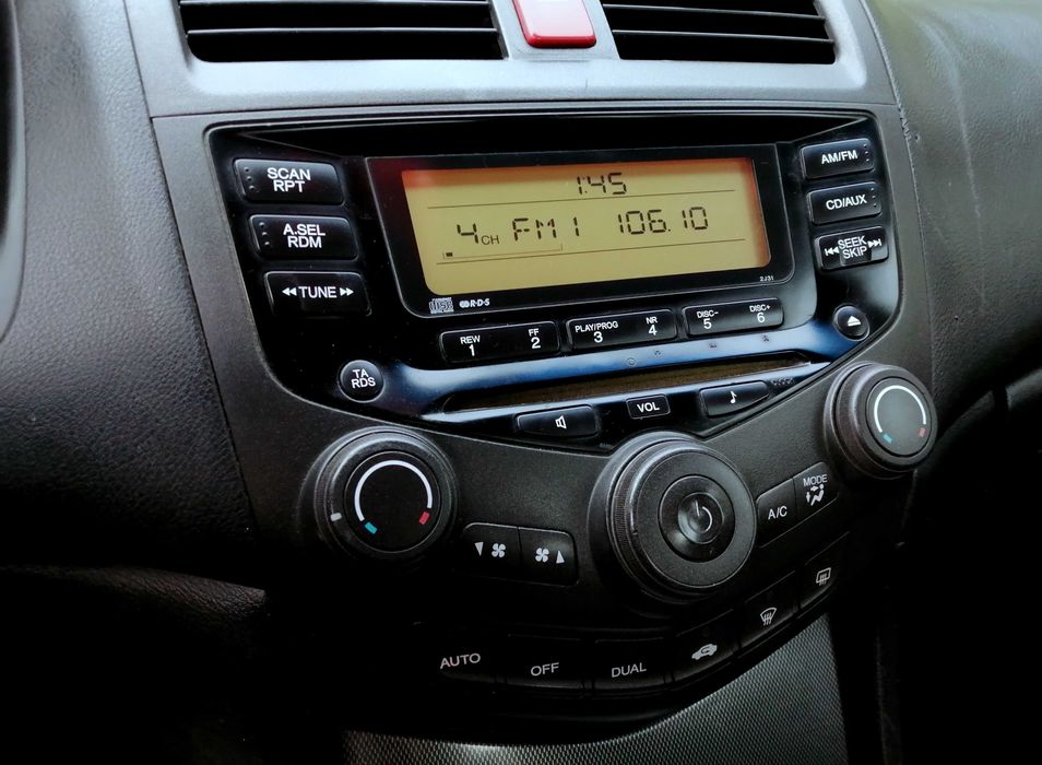 Honda Accord 2,2 LIFT 140KM KOMPUTER Alufelgi KLIMA Skóra SALON PL Mp3
