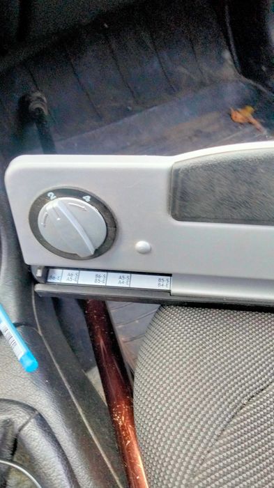 Дирокол офісний регулюємий