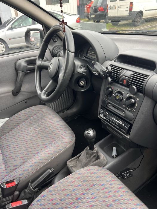 Opel corsa 1.2 gasolina
