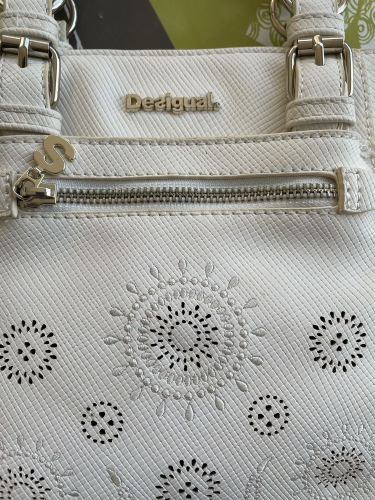 Mala da Desigual