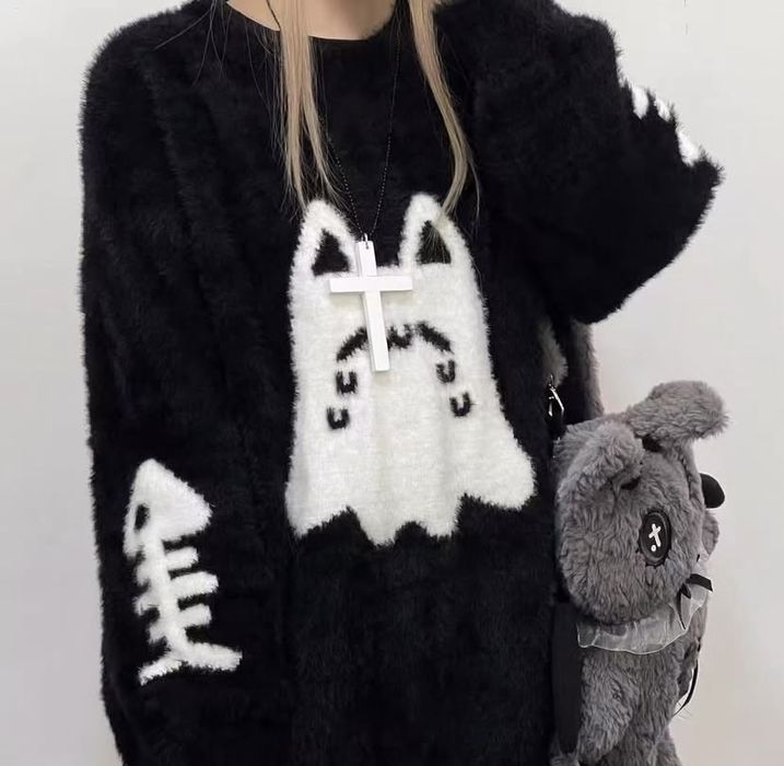Свитер с kawaii котиком