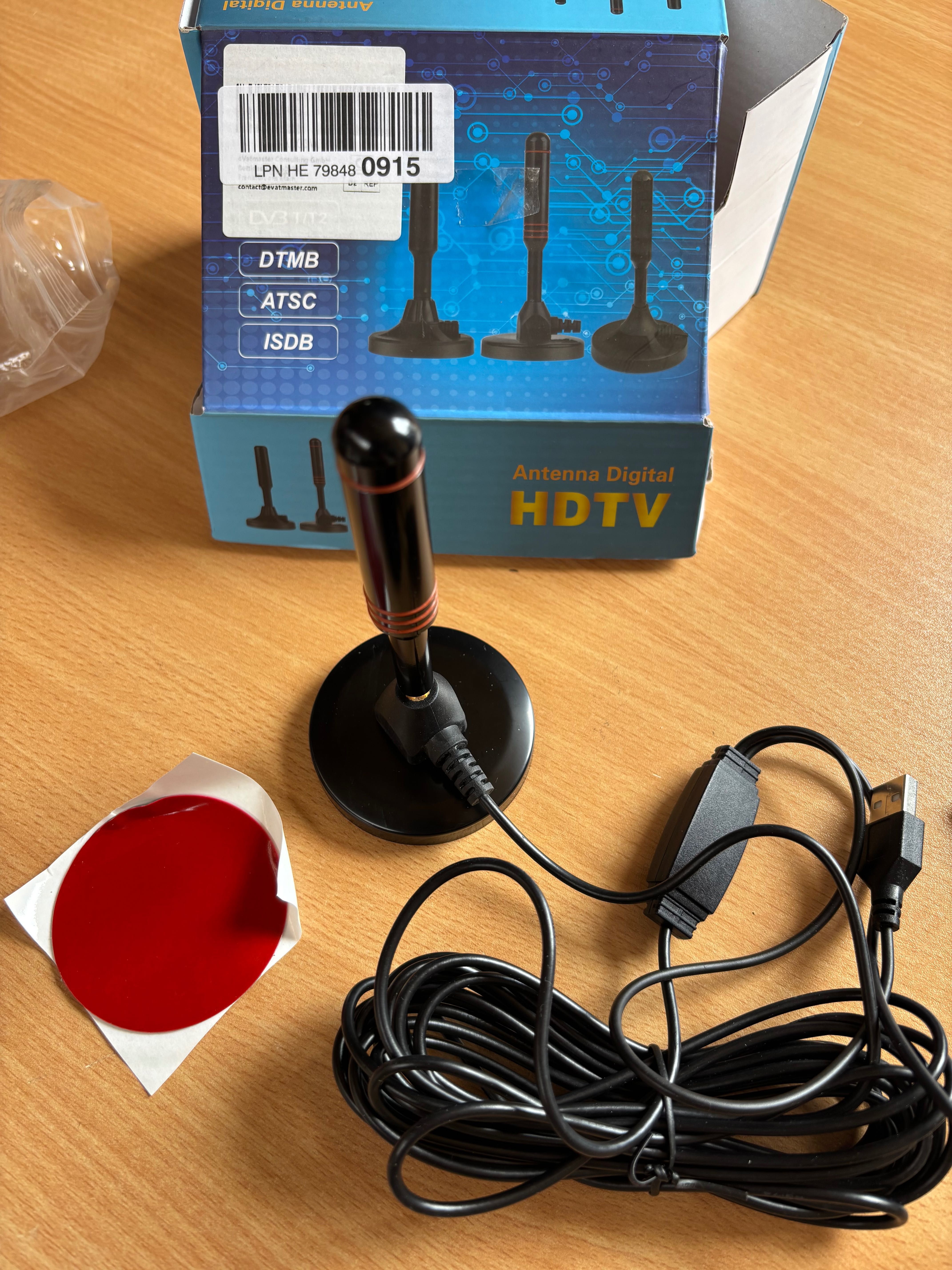 Antena telewizyjna przenośna zewnętrzna/wewnętrzna DVB-T2 podst.magnet
