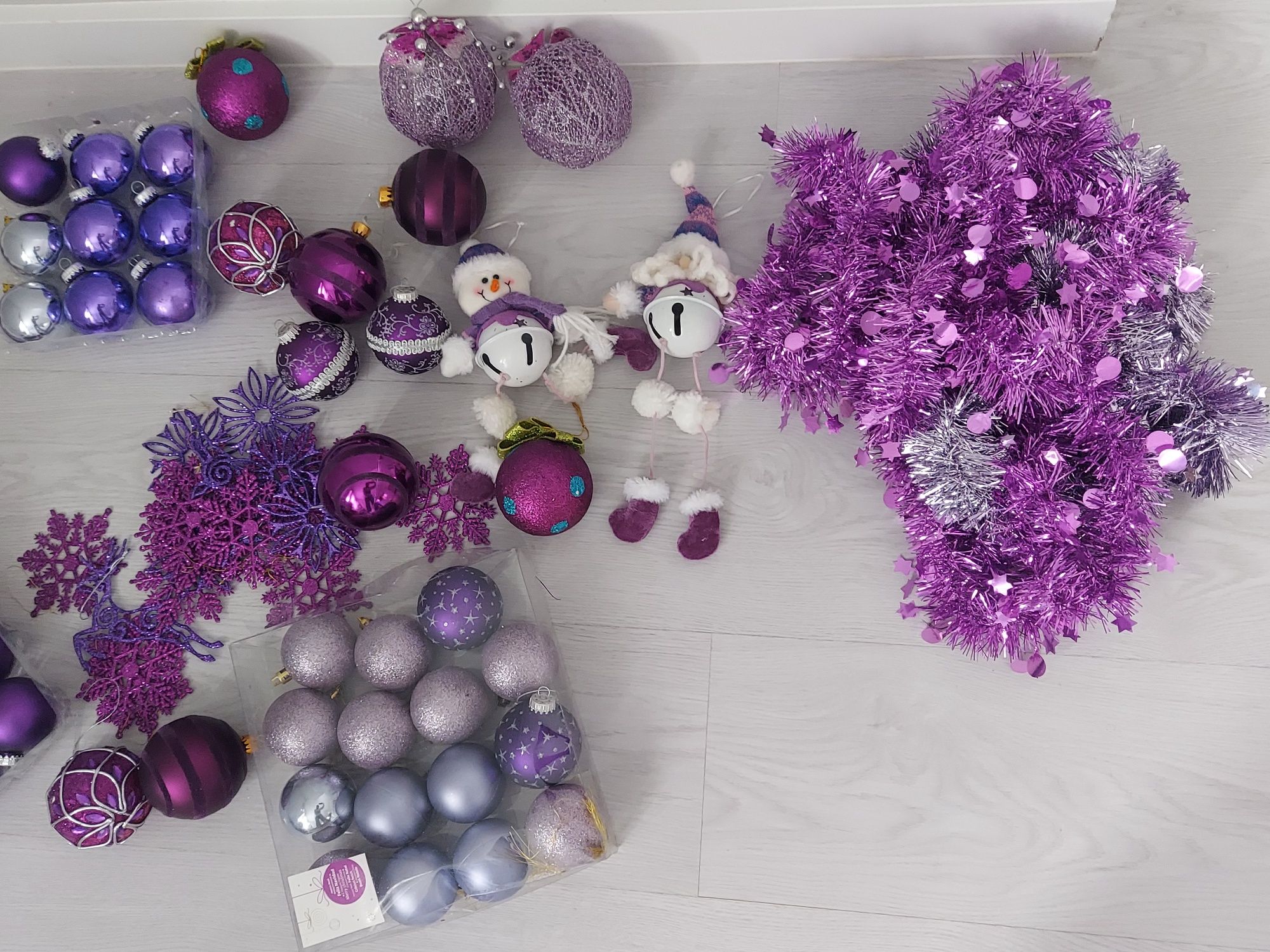 Roxo enfeites de natal