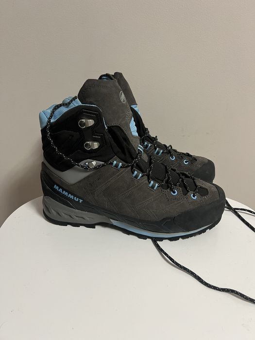 Трекінгове жіноче взуття MAMMUT 40 розмір