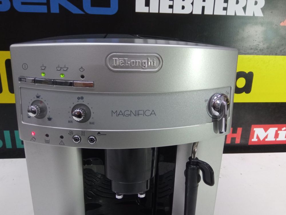 Кофемашина DeLonghi ESAM 3200 S. Б/у из Германии. Код 6