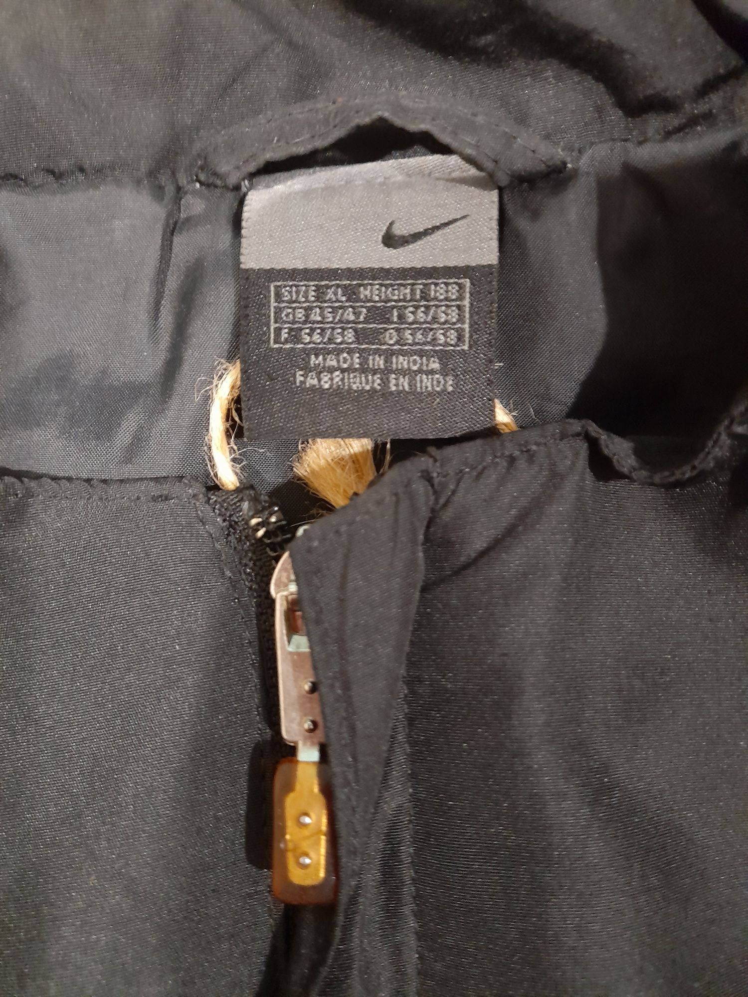 NIKE оригинал Ветровка на подкладке  в идеале, XL