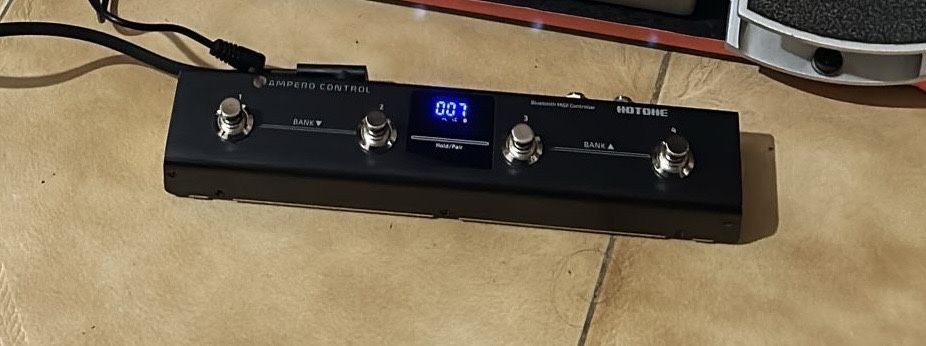 Hotone ampero control