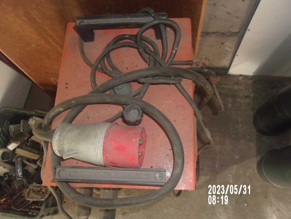 Spawarka STB - 250