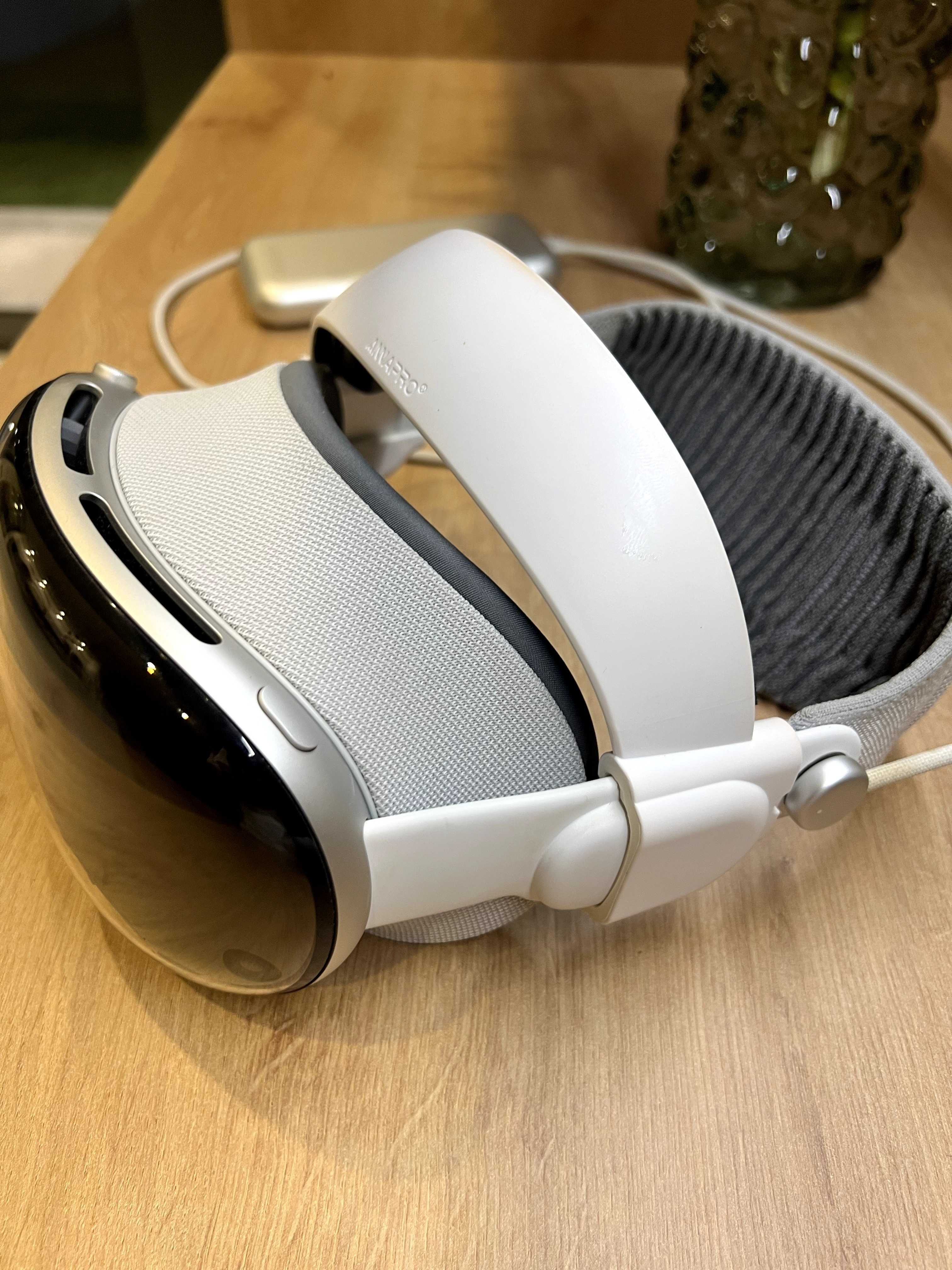 Apple Vision Pro – 256GB – Pouco mais de 1 ano, Estado Impecável!