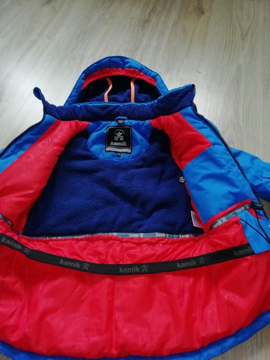 Зимова куртка фірма Kamik