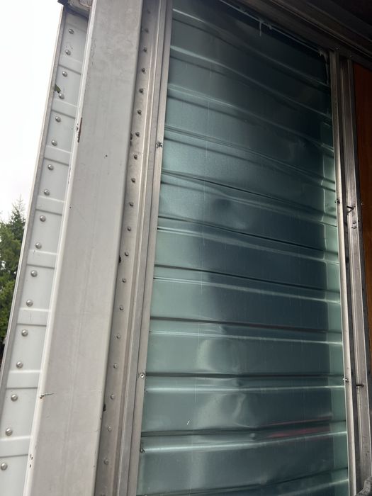 Kontener aluminiowy zamykany