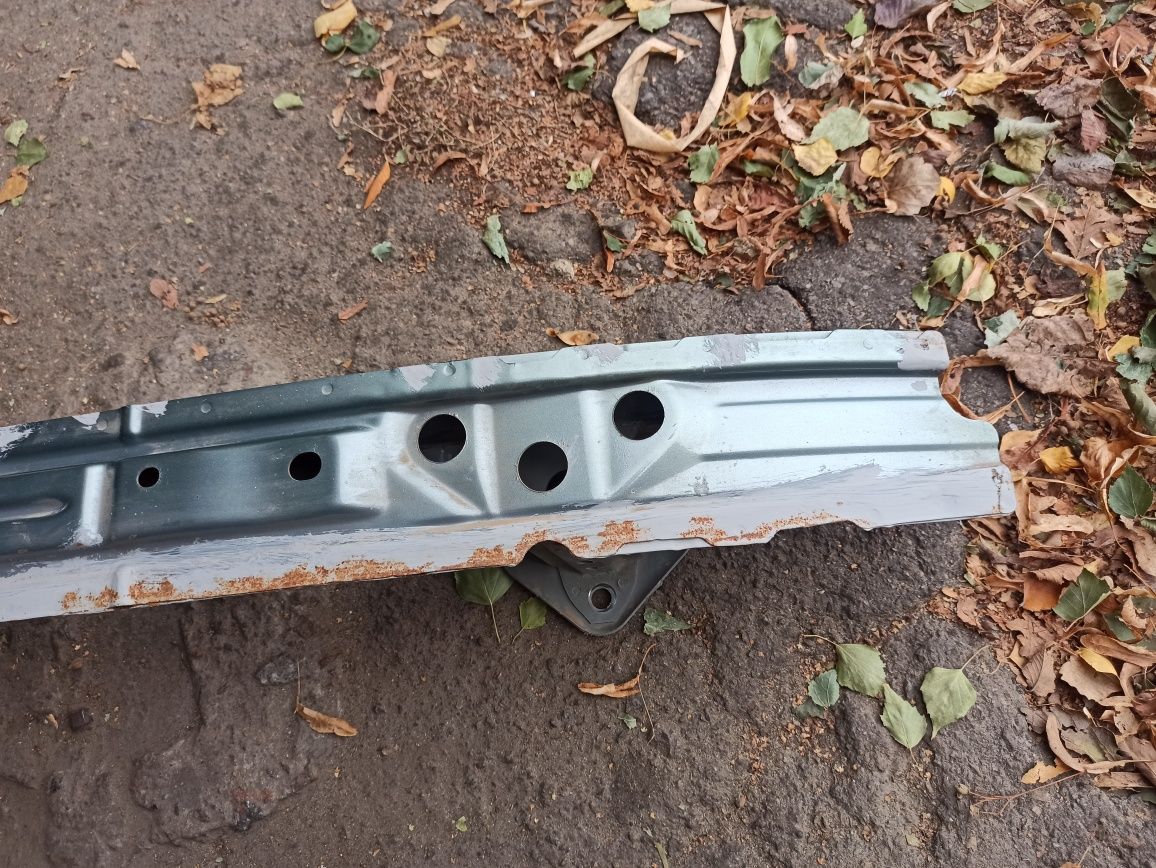 Підсилювач заднього бамперу Subaru forester sj 2014 2015 2016 2017 201