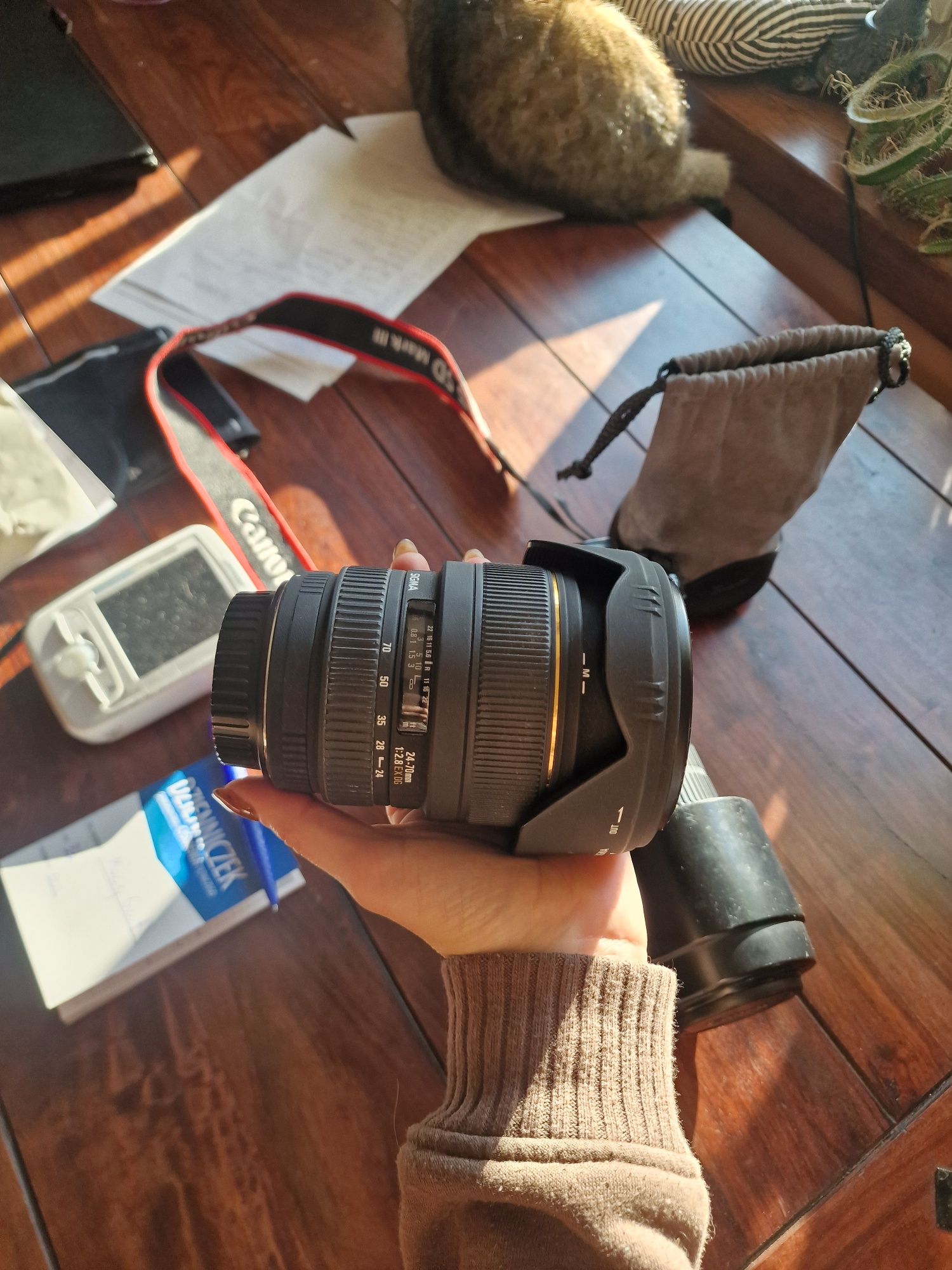 Aparat fotograficzny Canon EOS 5D Mark 3 + obiektyw + etui