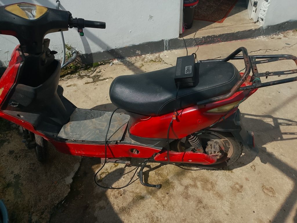 Motas elétrica Motas